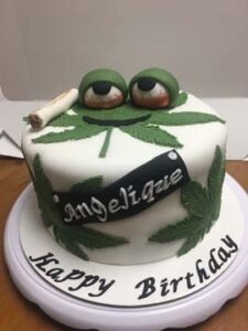 Atlanta-Georgia-Savannah-Blood-Shoot-Eyes-Pot-Leaf-Adult-Designer-Cake
