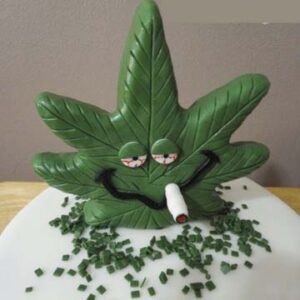 Fort-Lauderdale-Miami-Stand-Up-Smoking-Custom-Designer-Pot-Leaf-Cake